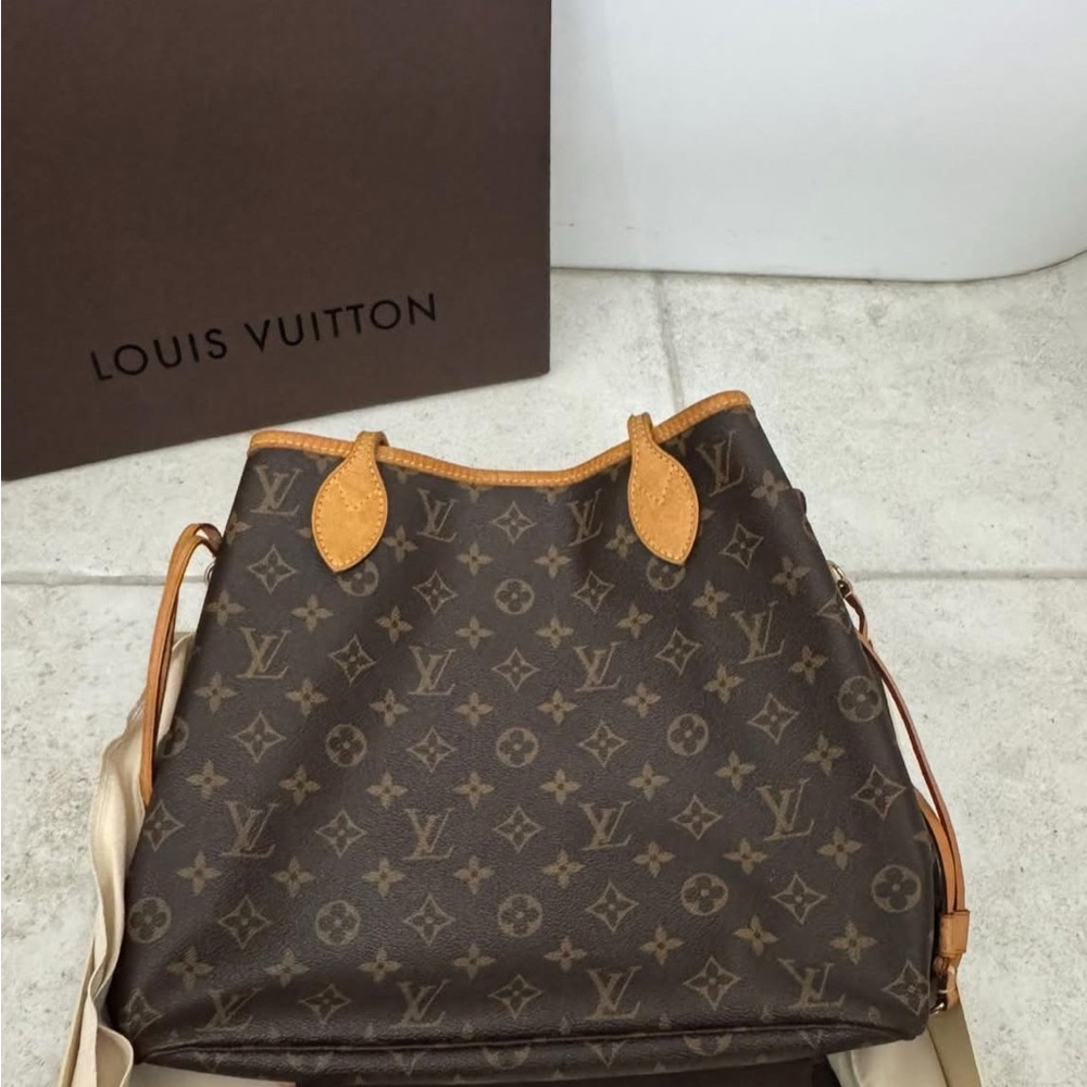 Louis Vuitton Tan and Brown Monogram Shoulder Bag